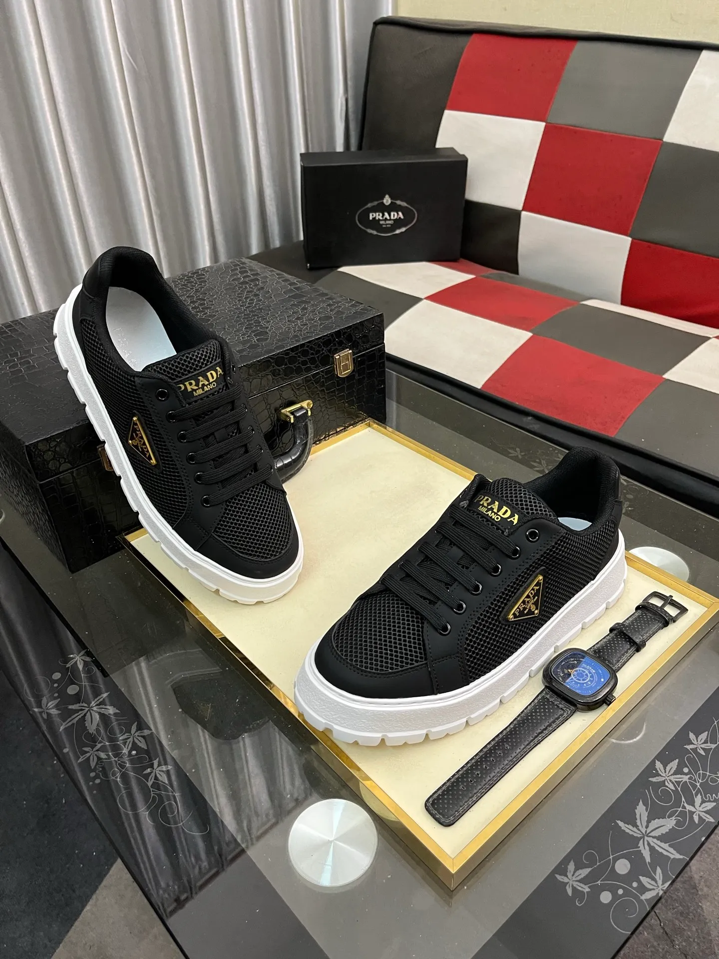Men's Men's Shoes💰440⌚️⌚️《PRADA*》The latest and most popular casual shoes, top brand [seduce] luxury~purchasing agent, top~quality. [Strong] The upper is made of imported breathable special materials ➕ breathable feet (•) with fine workmanship. Original stylish and stylish soft rubber wear-resistant outsole, light and comfortable on the foot, size: 38-445️⃣colors available
